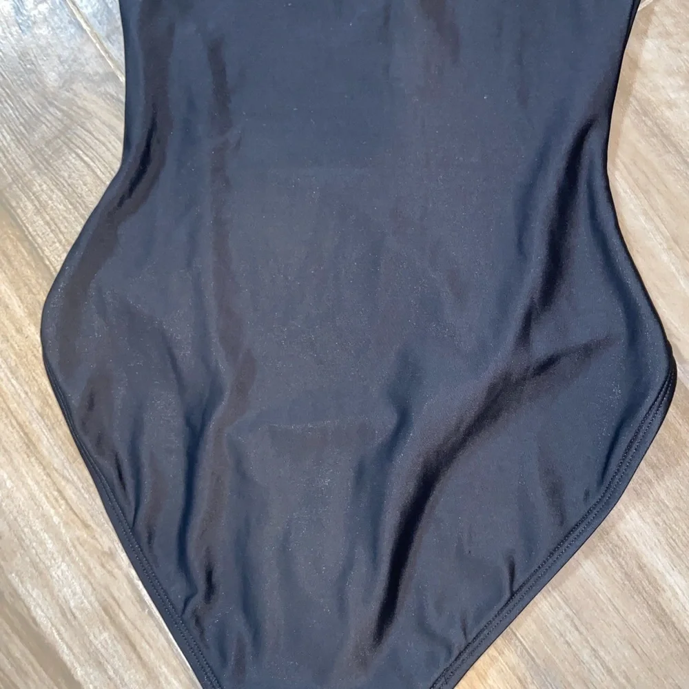 Penbrooke Swimsuit one shoulder
